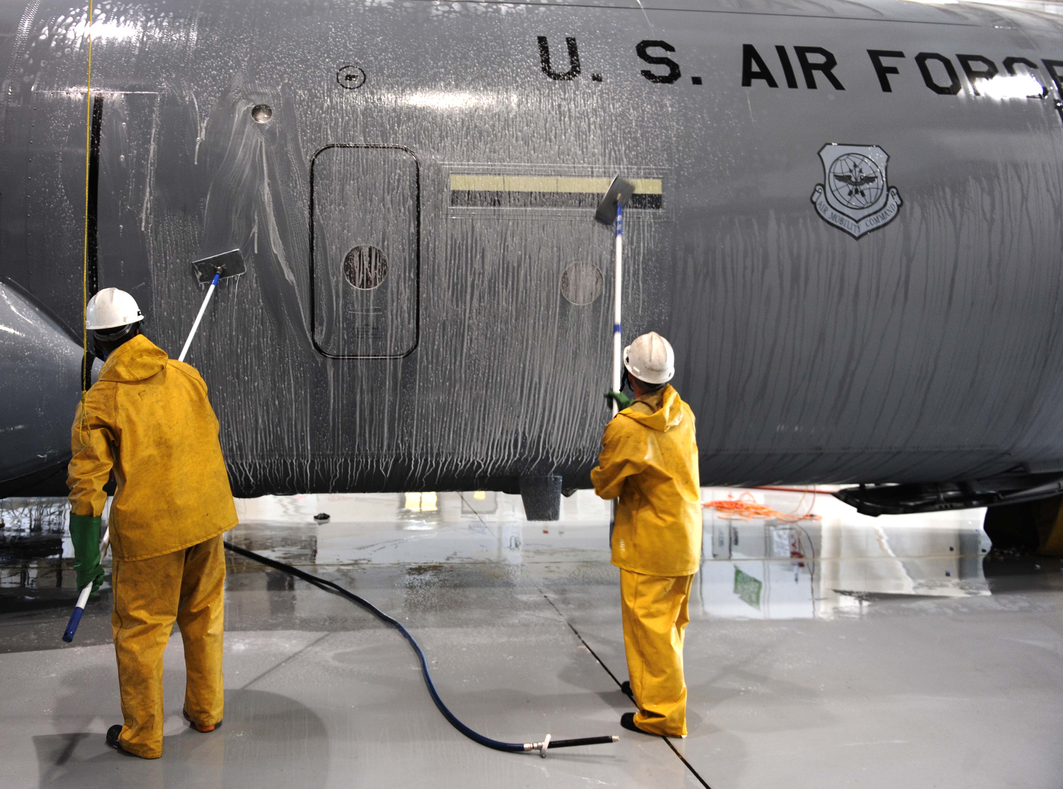 Dyess Air Force Base > Units > 317th Airlift Wing > 317th Maintenance Group